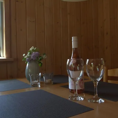 Ferieby - Torpet 25 Otel Hovborg